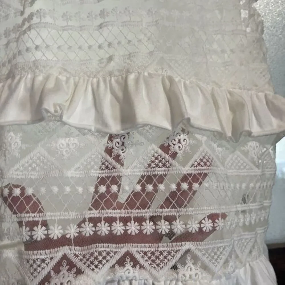 At Piece Large BOHO Summer Tank Off White‎ Sleeveless Eyelet And Lace
